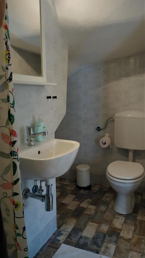 Apartament Postaja 33 Zgornje Skofije Zewnętrze zdjęcie